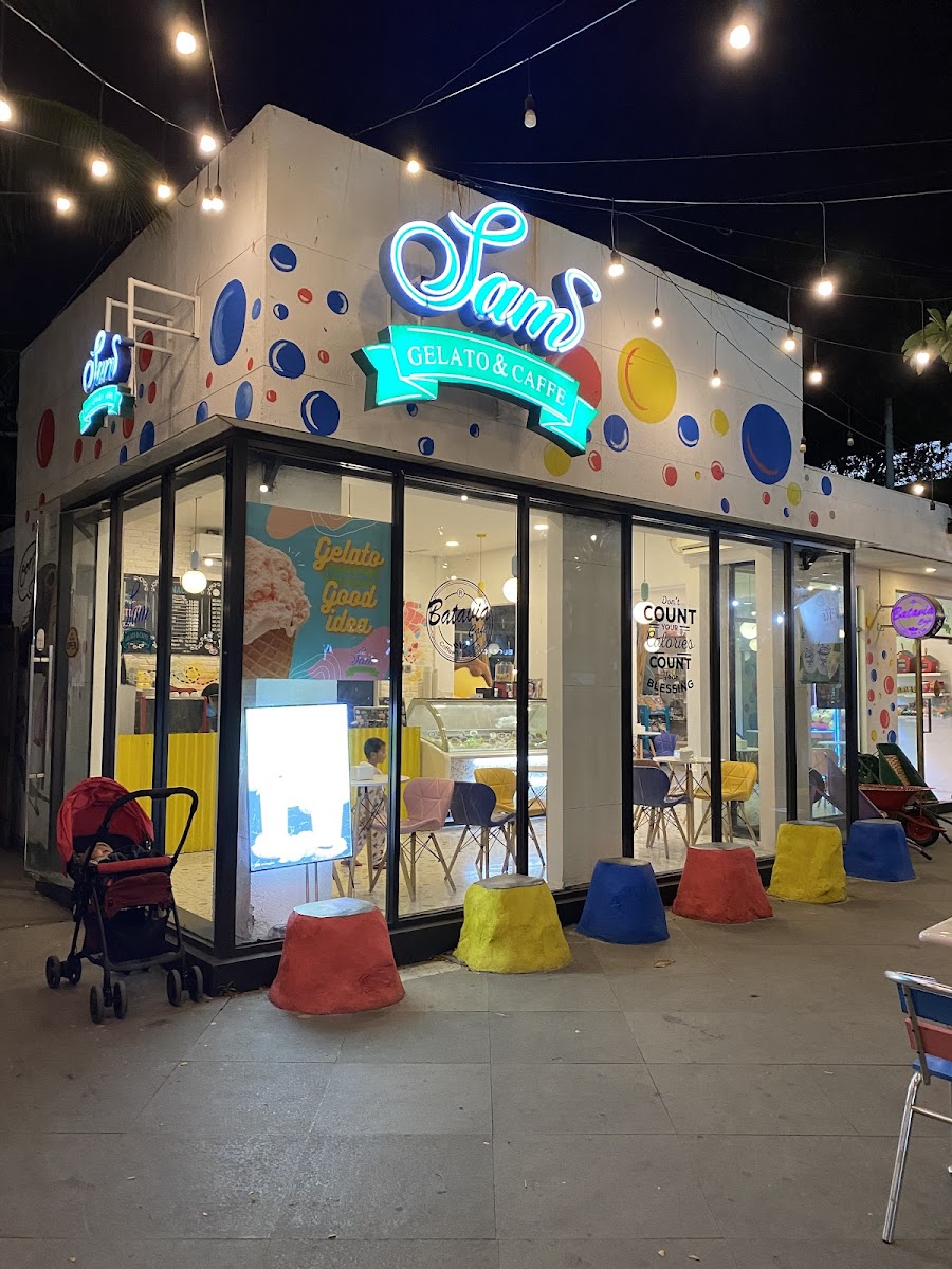 Sam Gelato & Caffe