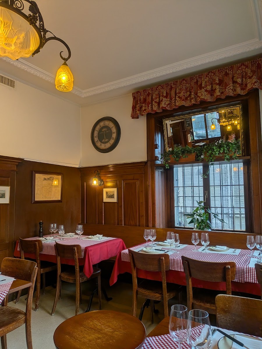 Fribourger Fondue Stübli