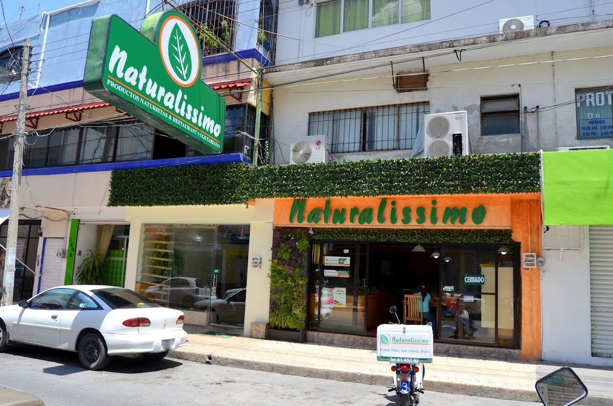 Naturalíssimo
