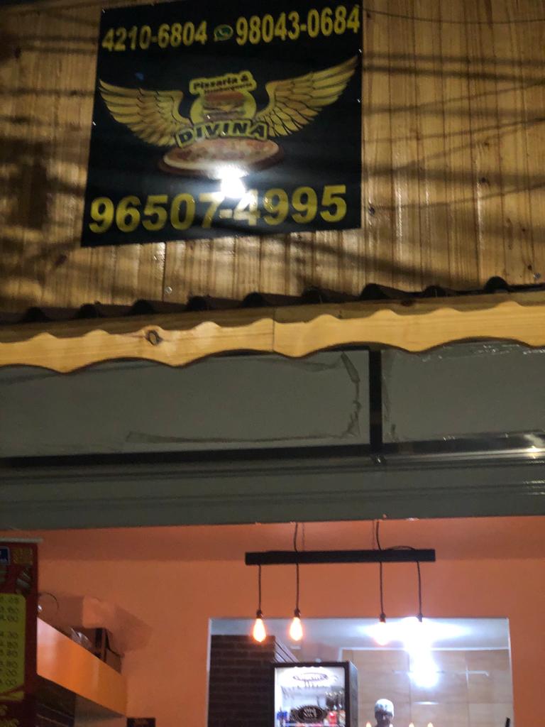 Pizzaria e hamburgueria Divina