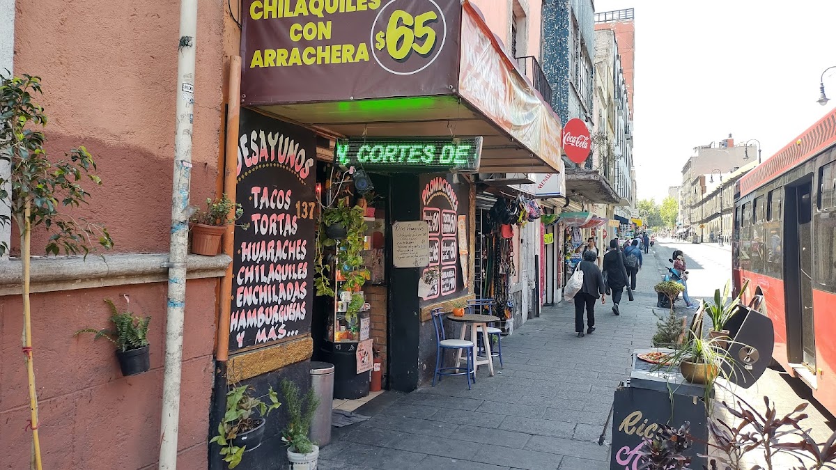 Restaurante & Cafetería