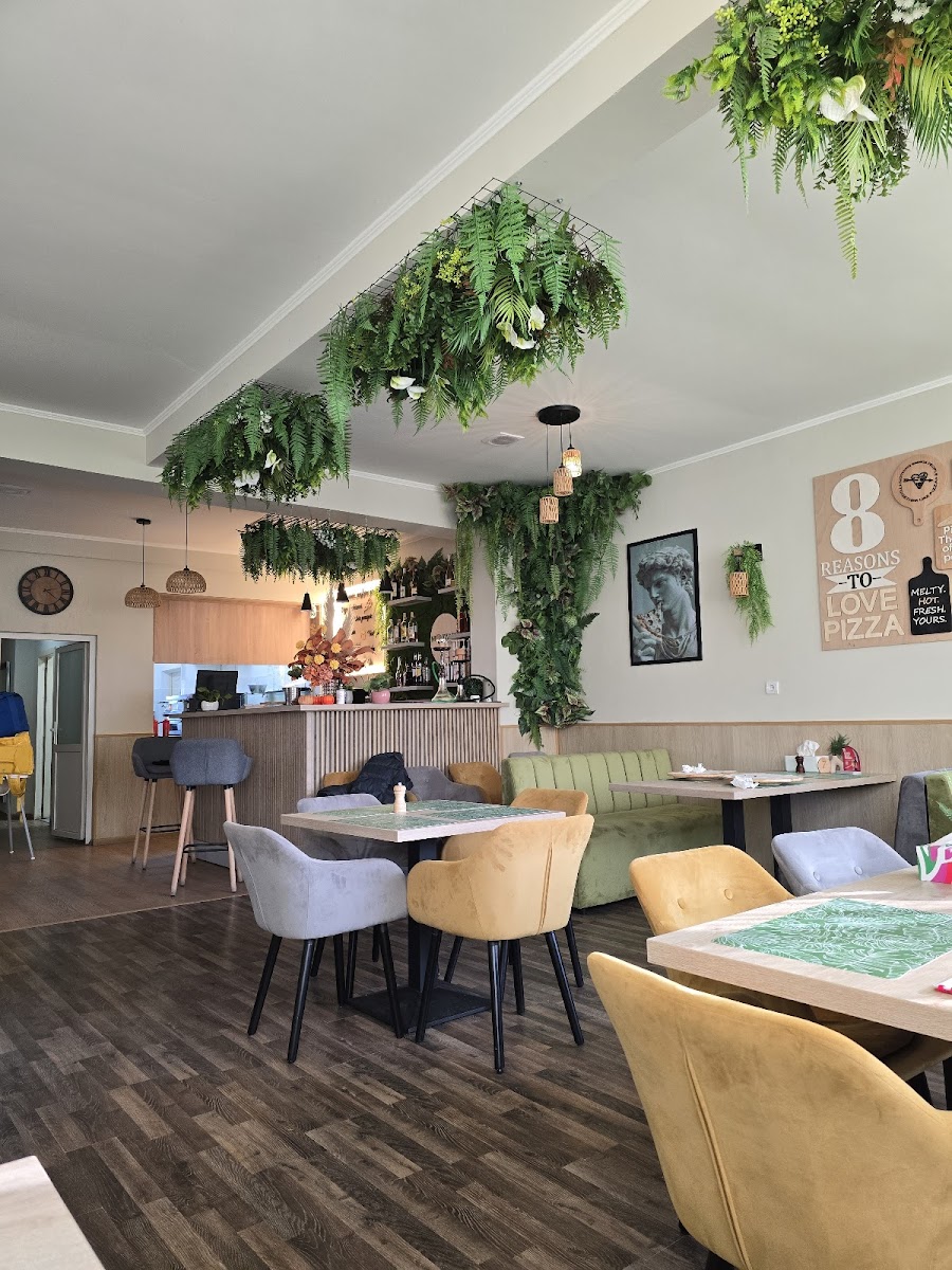 Mozzado Italian Pizza & Cafe