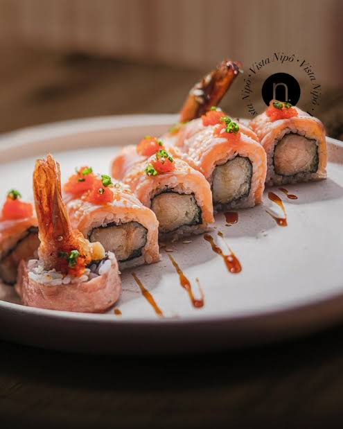 Sushi Minas poços