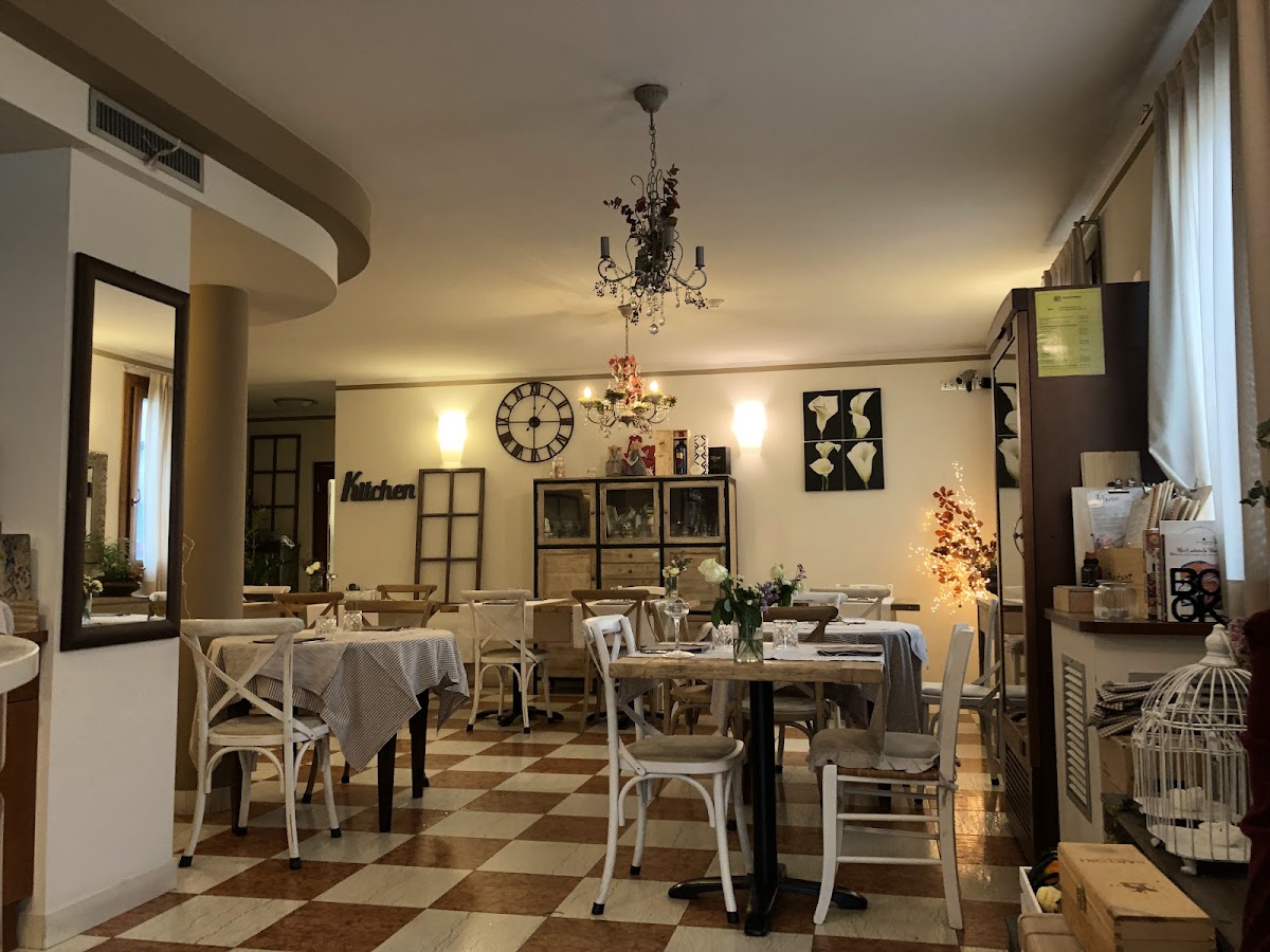 Le Coccinelle Petit Bistrot