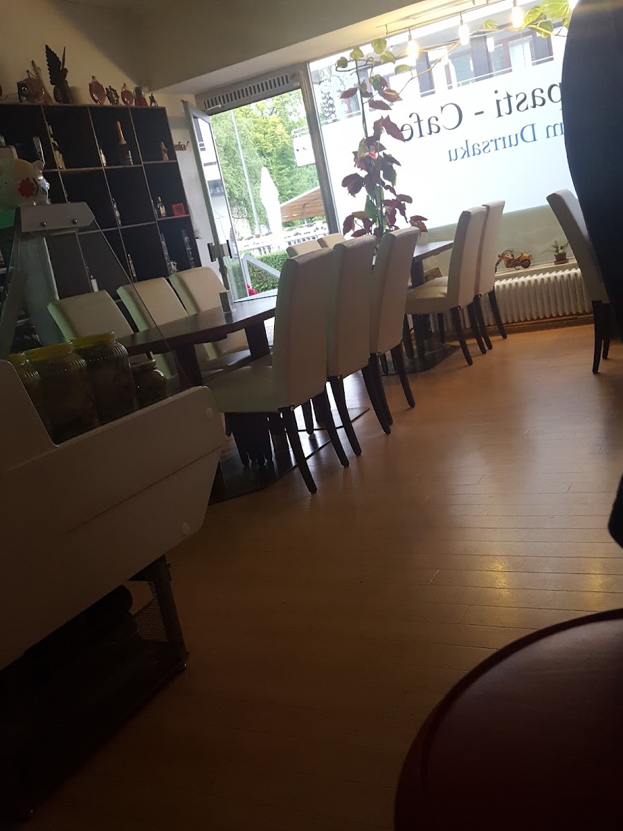 Antipasti-Cafe Gim Durrsaku