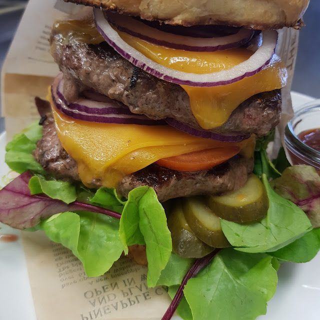 Double Cheeseburger Hightower