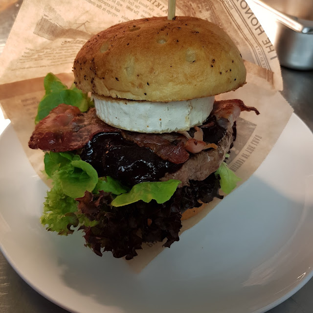 Huckleberry Burger