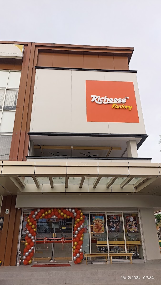Richeese Factory Kertabumi