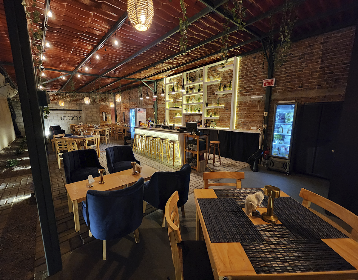 Indör Café Bar