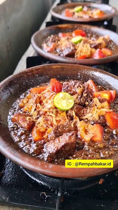 Soto kaki sapi Bang Bewok