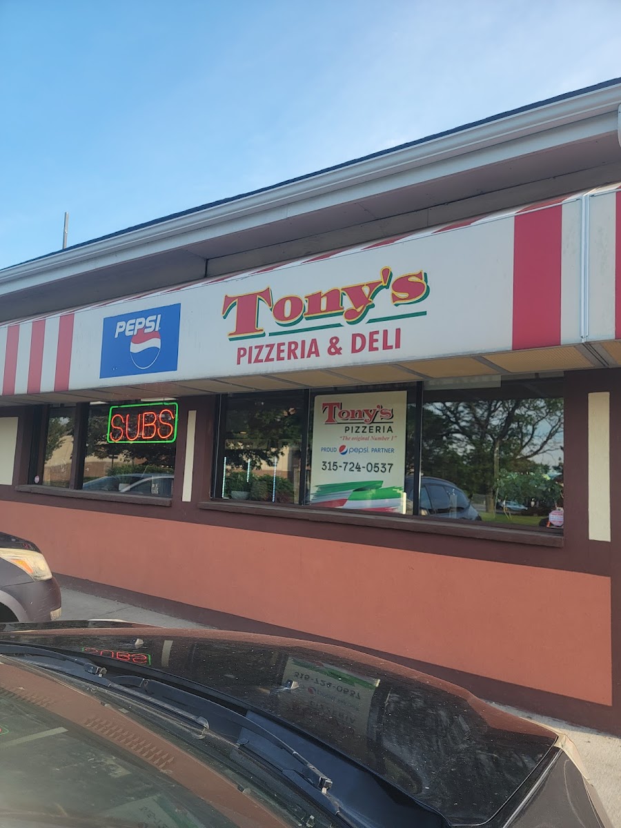Tony's Pizzeria