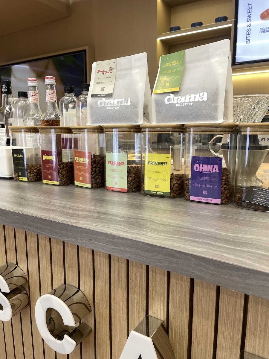 FINDERSCAFE at Oppo Experience Store TP4 Lt. 3