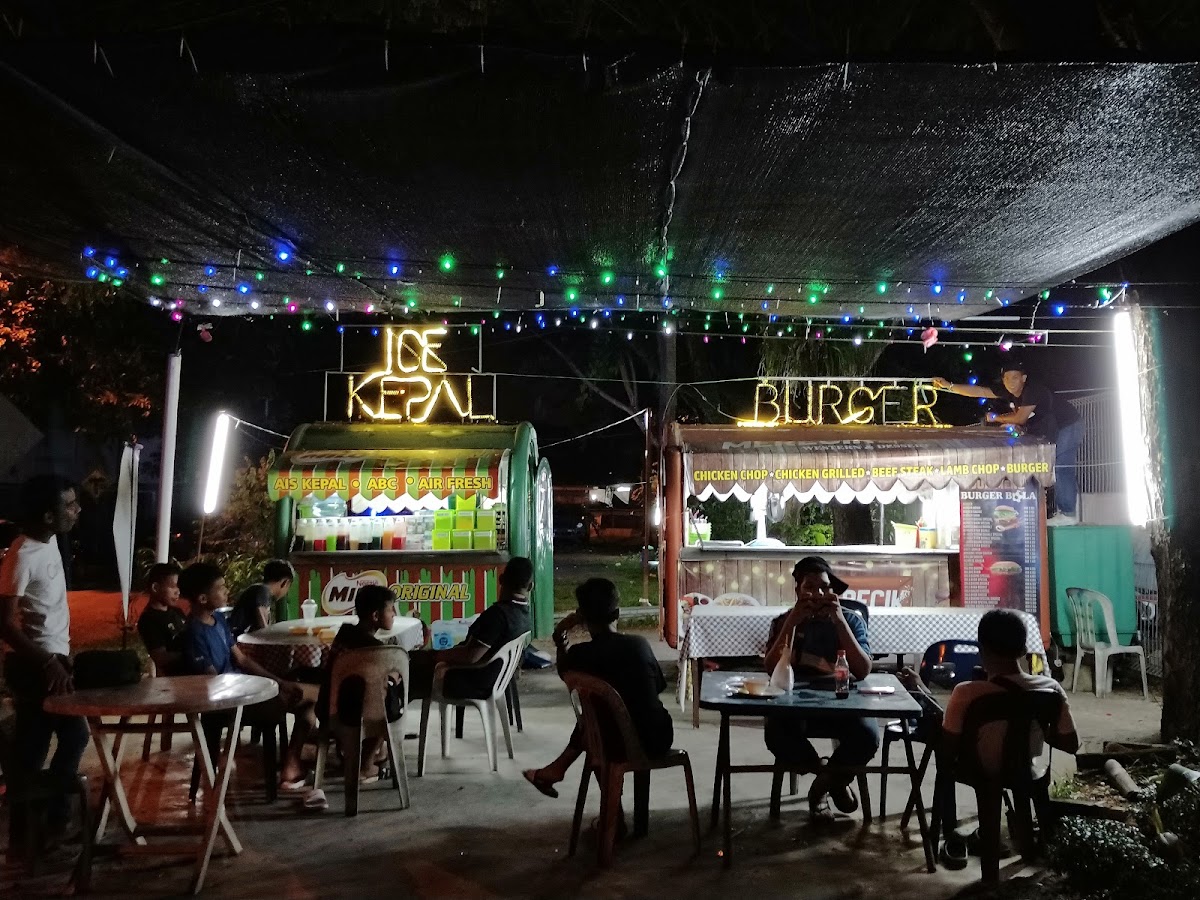 Burger Bola Tasek 64