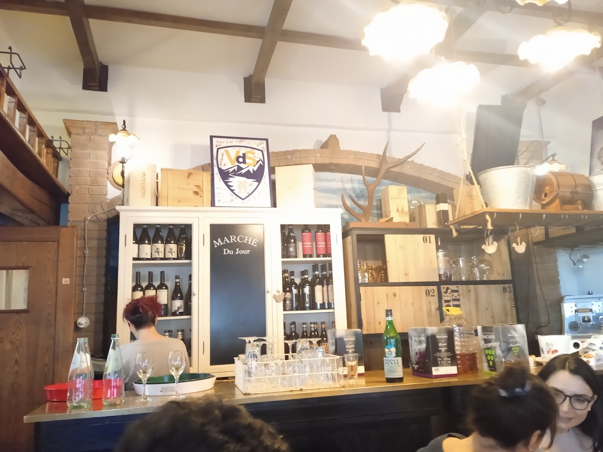 Ristorante pizzeria auff!