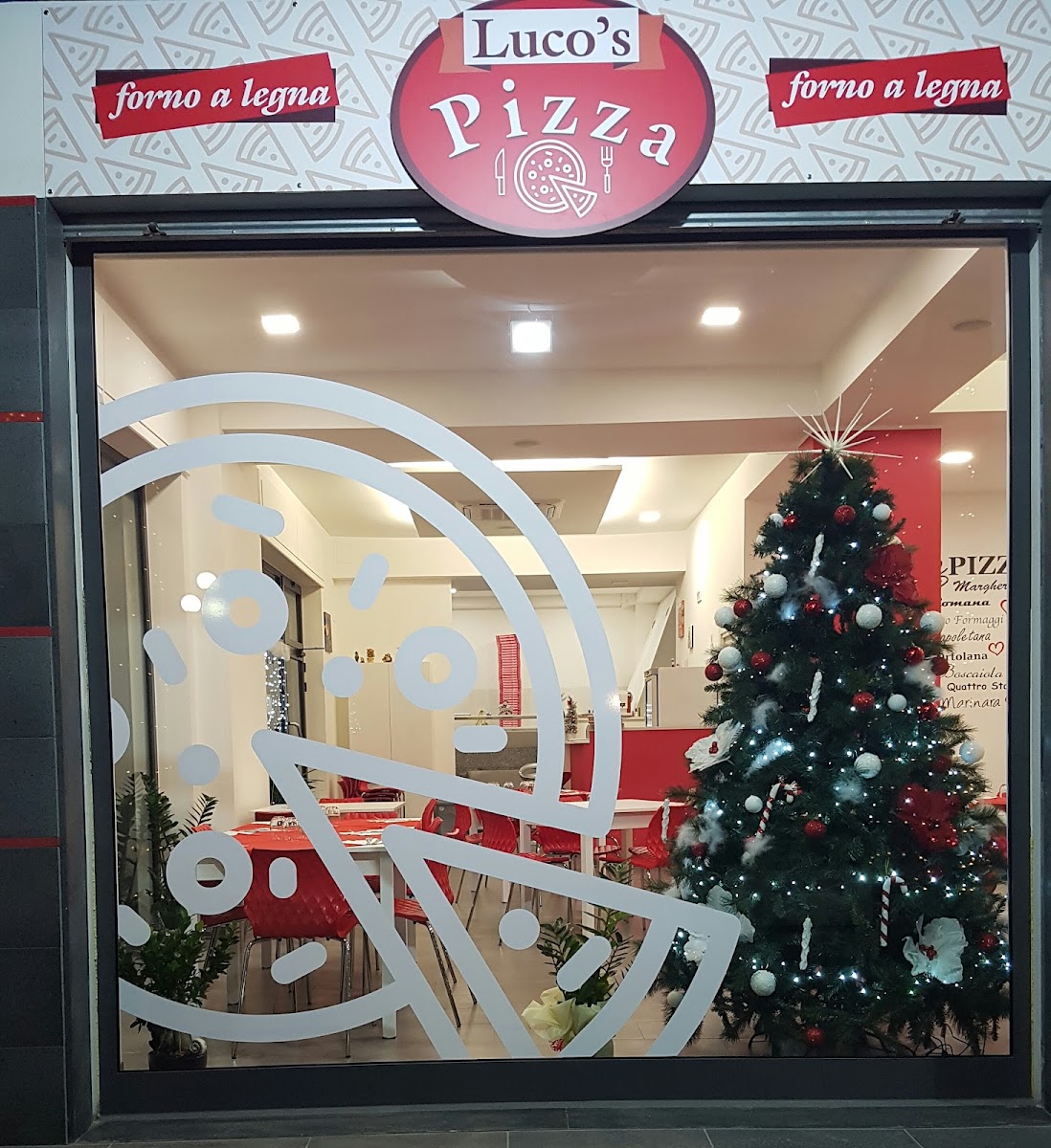 Luco's pizza...forno a legna