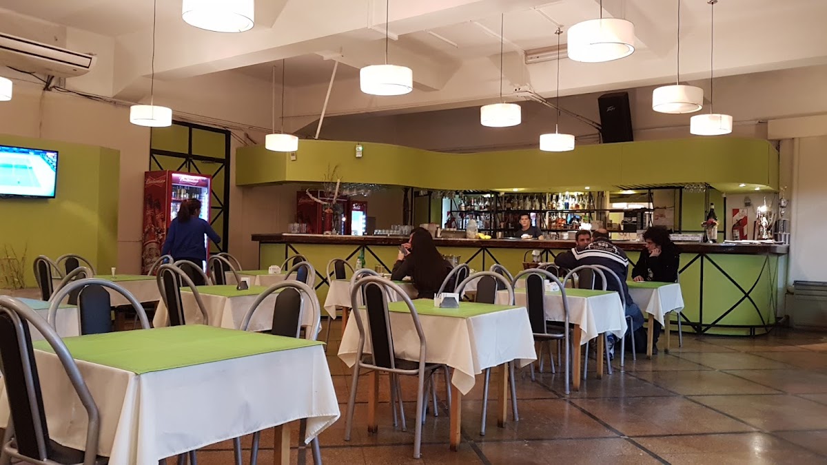 Plaza Bar