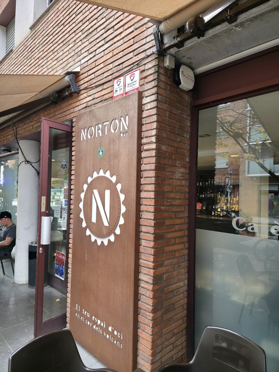 Norton Bar