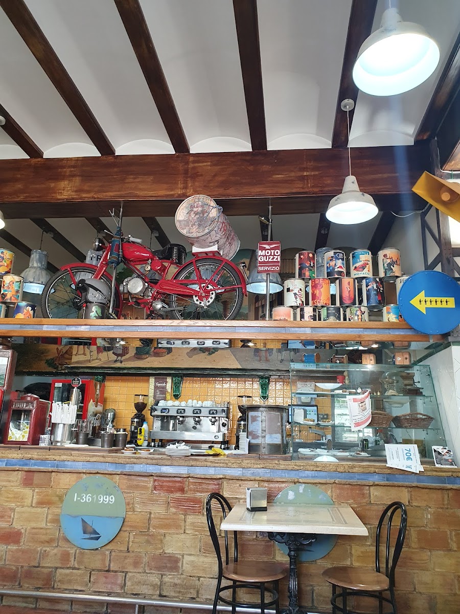 Mediterráneo Bar