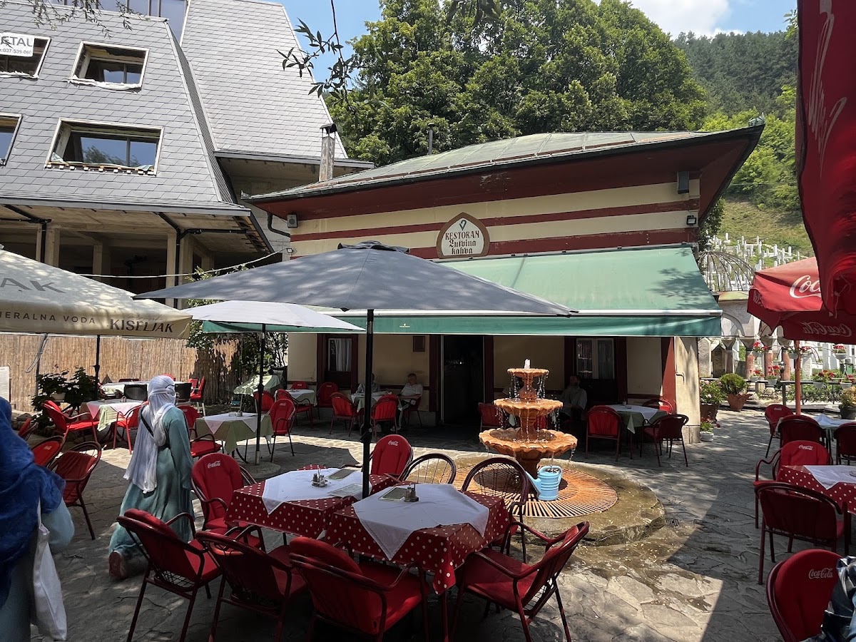 Lutvina Kahva Coffeehouse