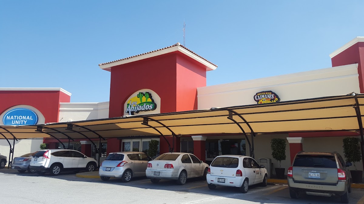 Los Ahijados