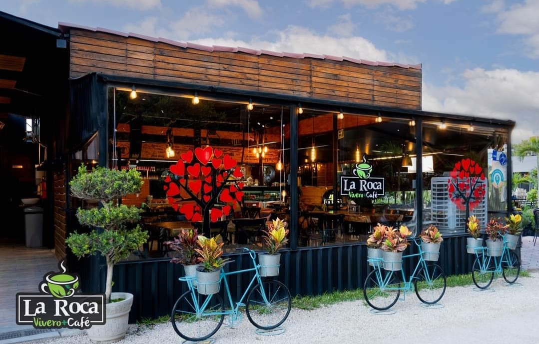La Roca Vivero + Café