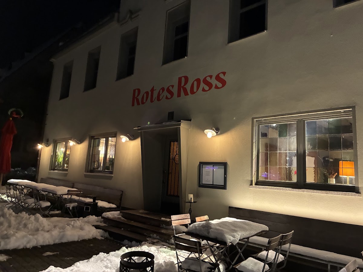 Rotes Ross