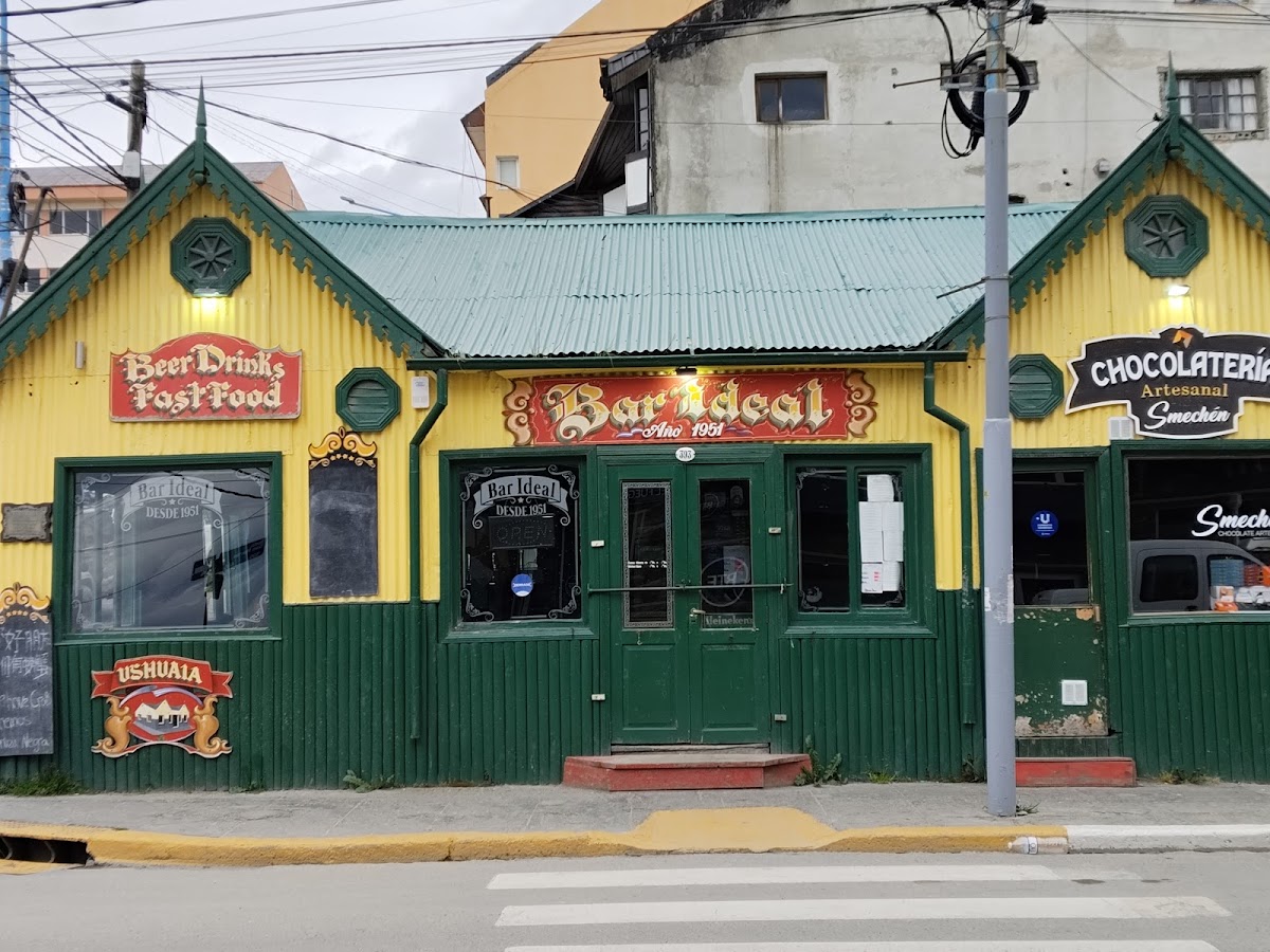 Bar Ideal