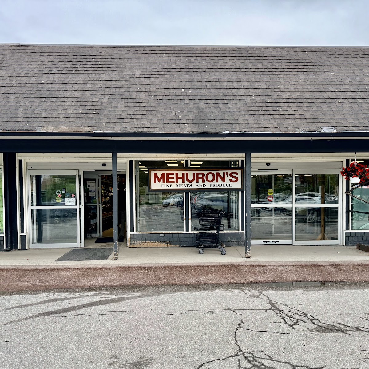 Mehuron's Supermarket