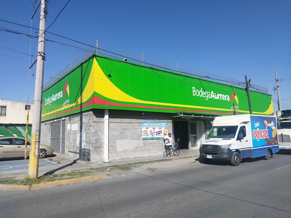 Bodega Aurrera Express, Valle de las Palmas