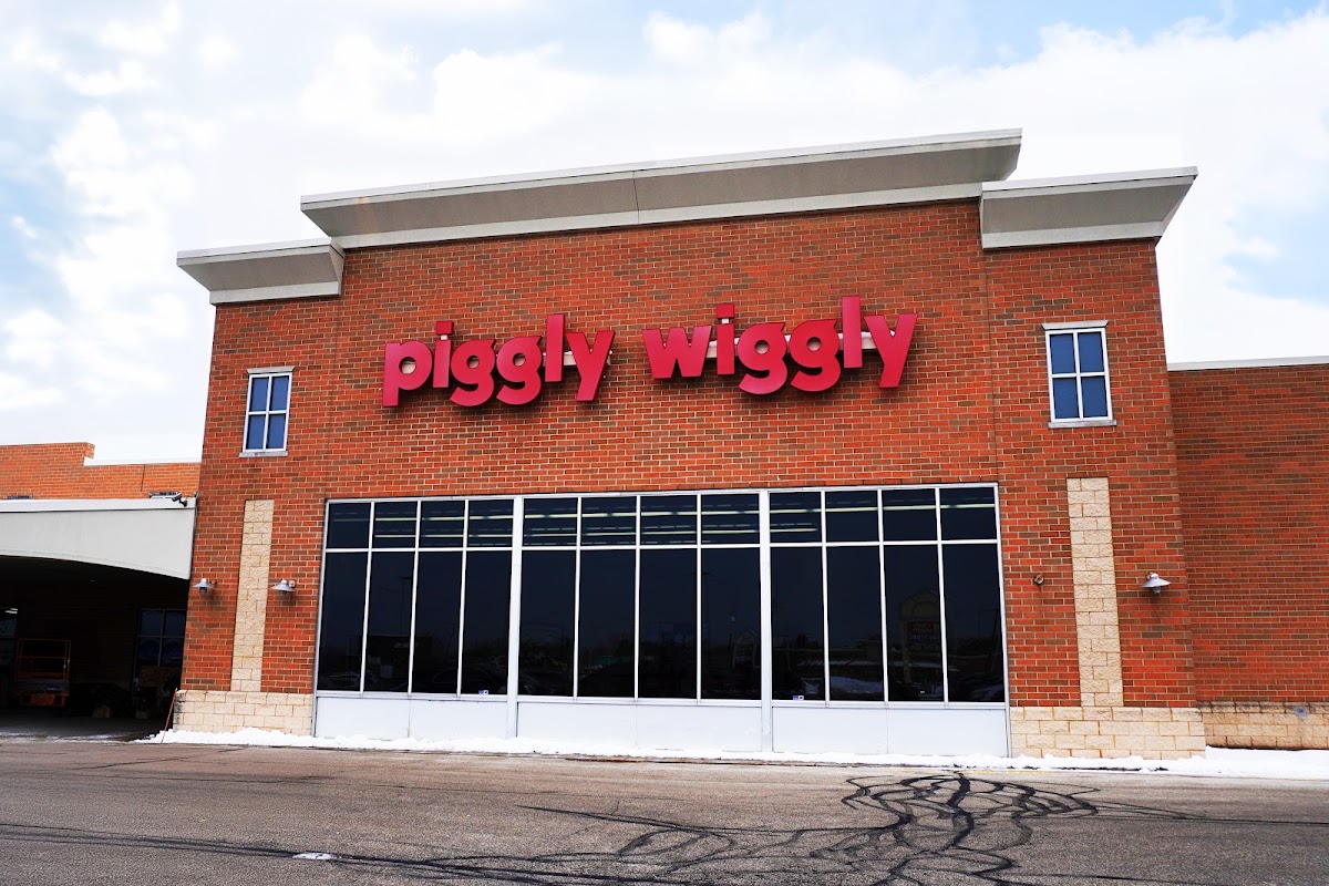 Fox Bros. Piggly Wiggly - Saukville