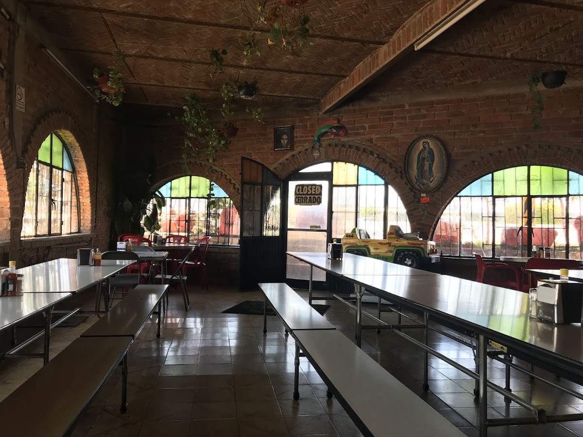 Mariscos El Oasis