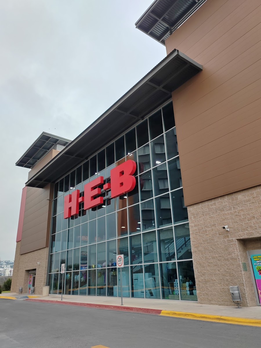 H-E-B Lomas