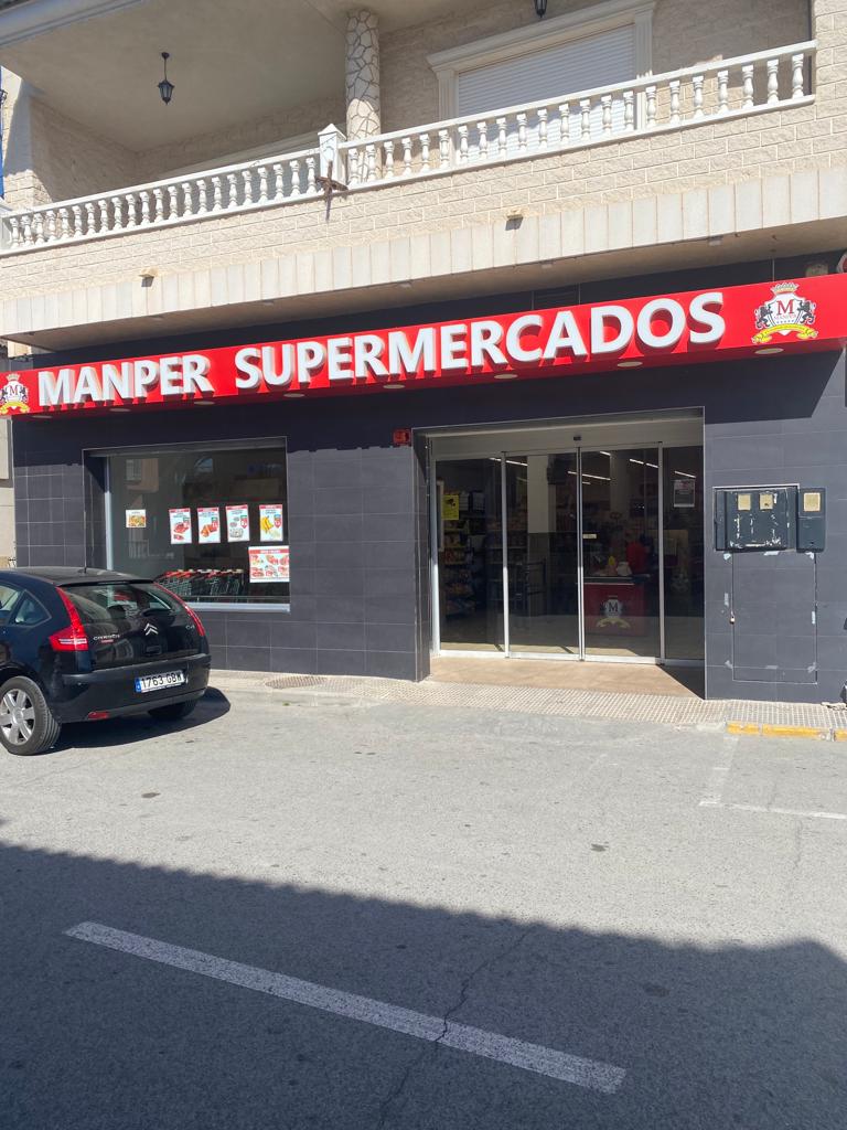 Supermercado Manper San Bartolomé