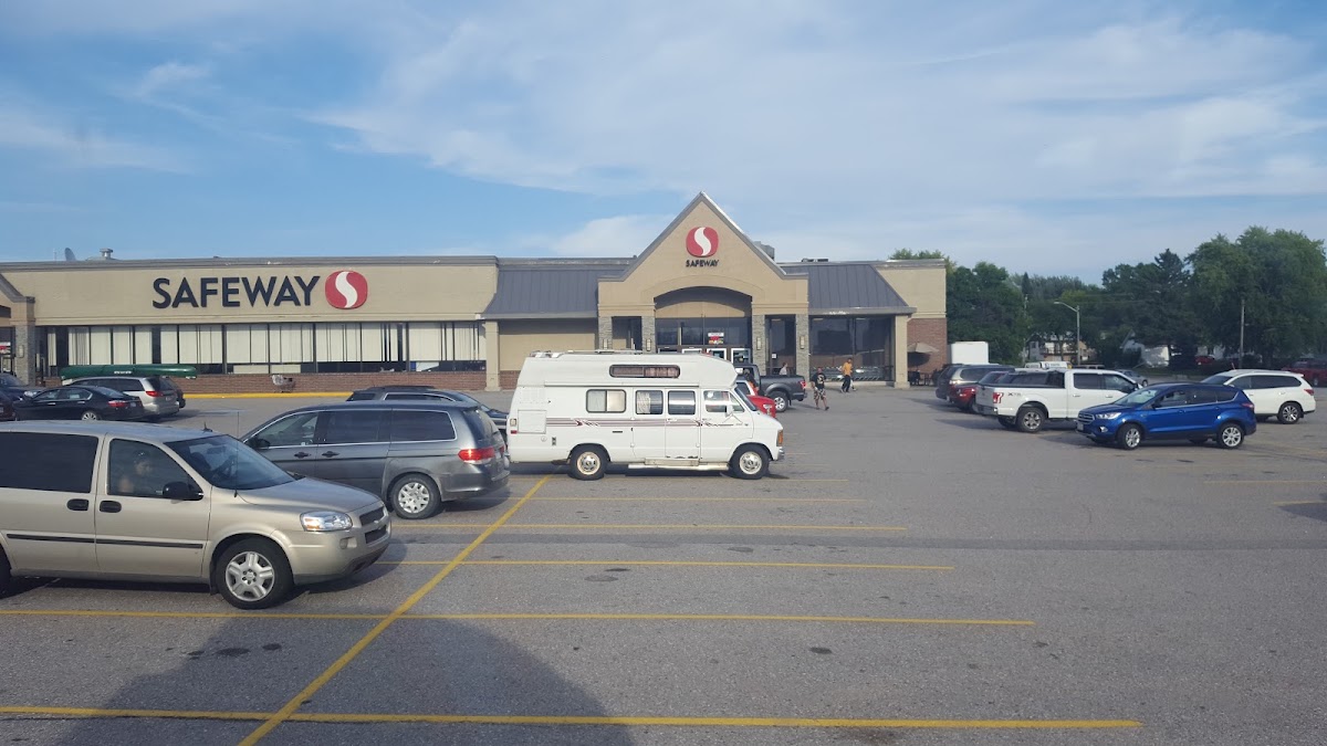 Safeway Dryden