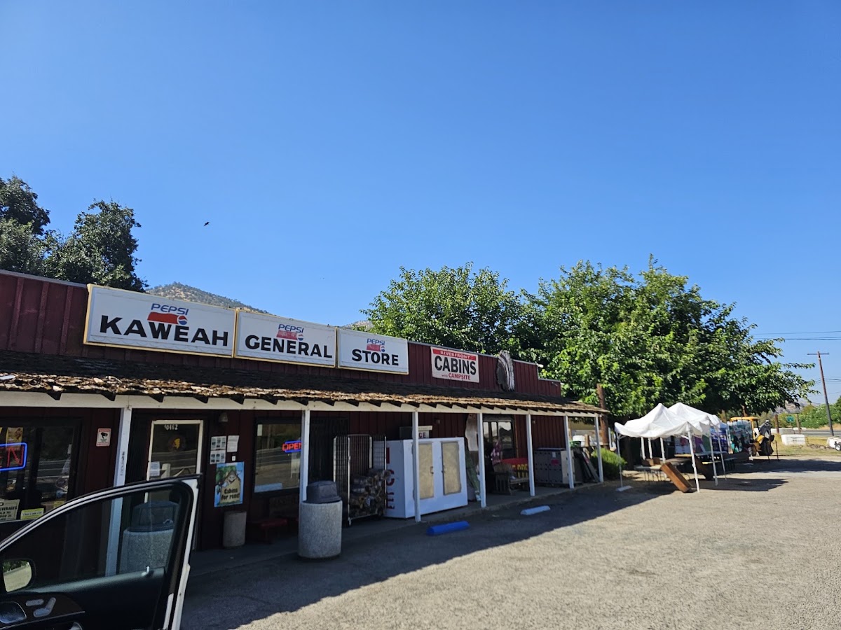 Kaweah General Store