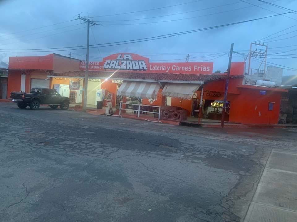 Abarrotes “La Calzada“