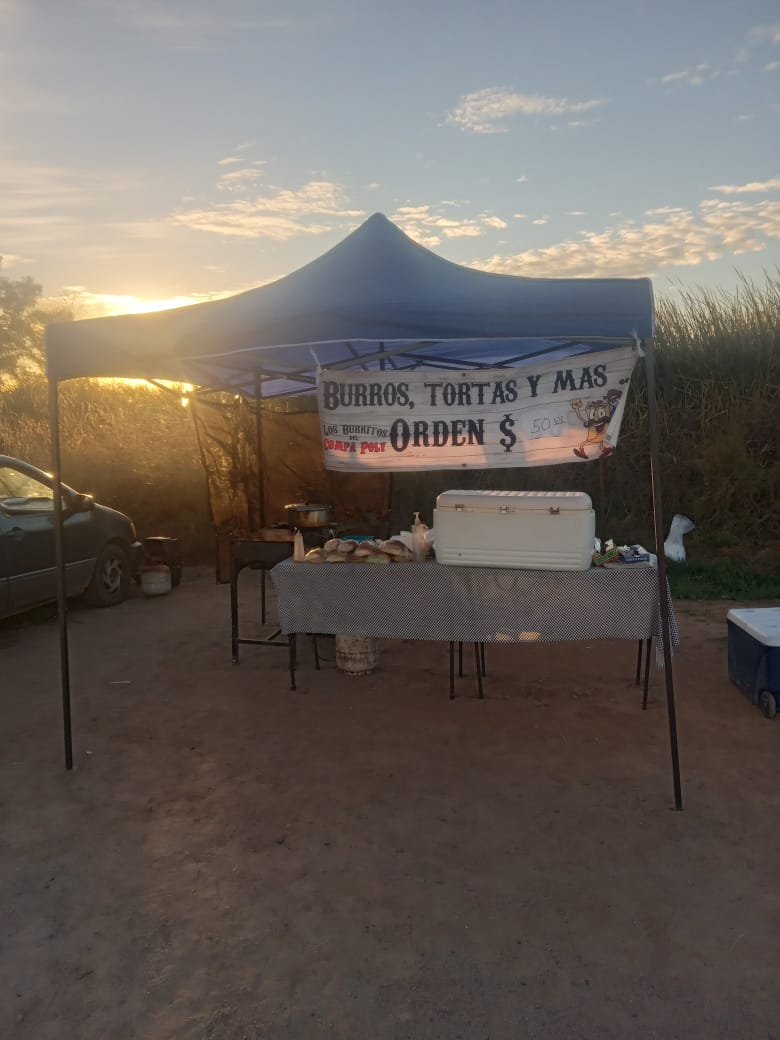 Los Burritos Del Compa Poly