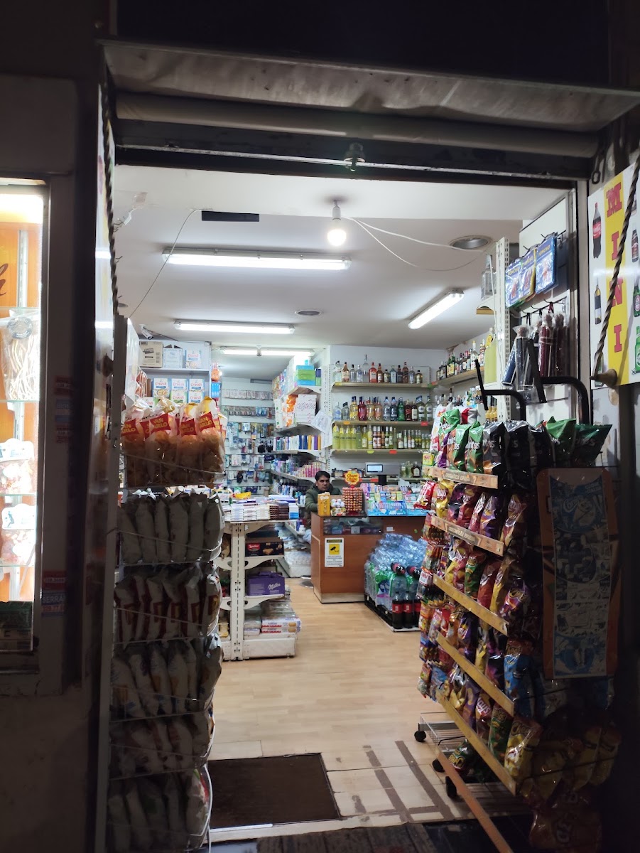SUPERMARKET S.M.Z.R SNC