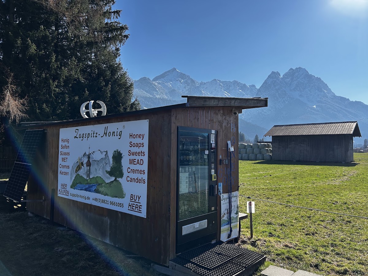 Imkerei-Honig Automat Zugspitz-Honig® am Bienenhaus