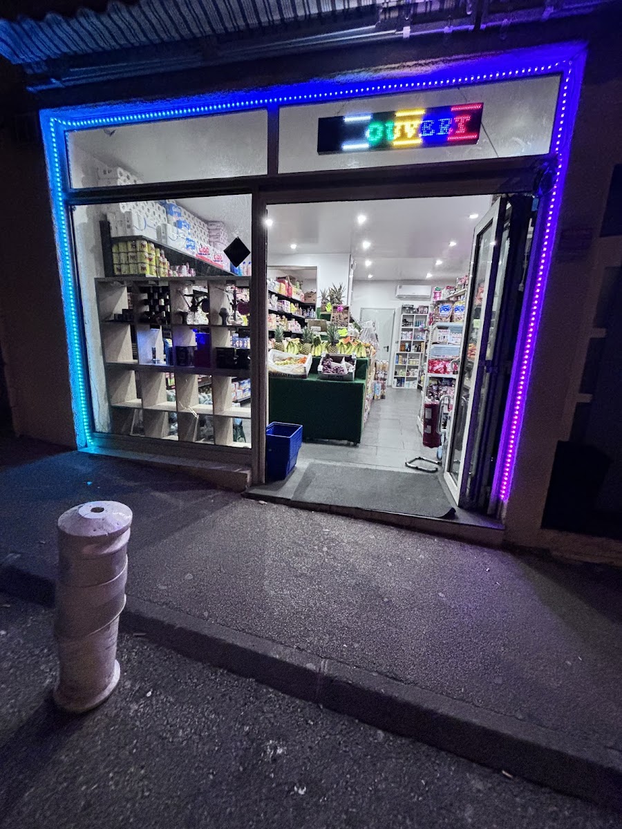 216 Market