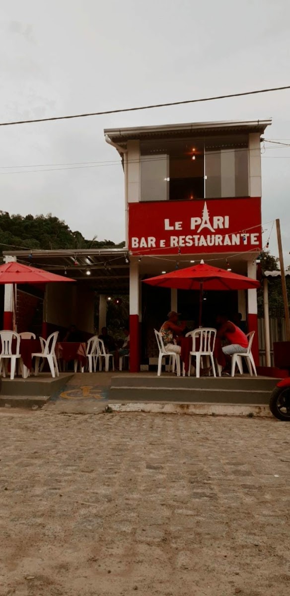 Le Pari Bar e restaurante