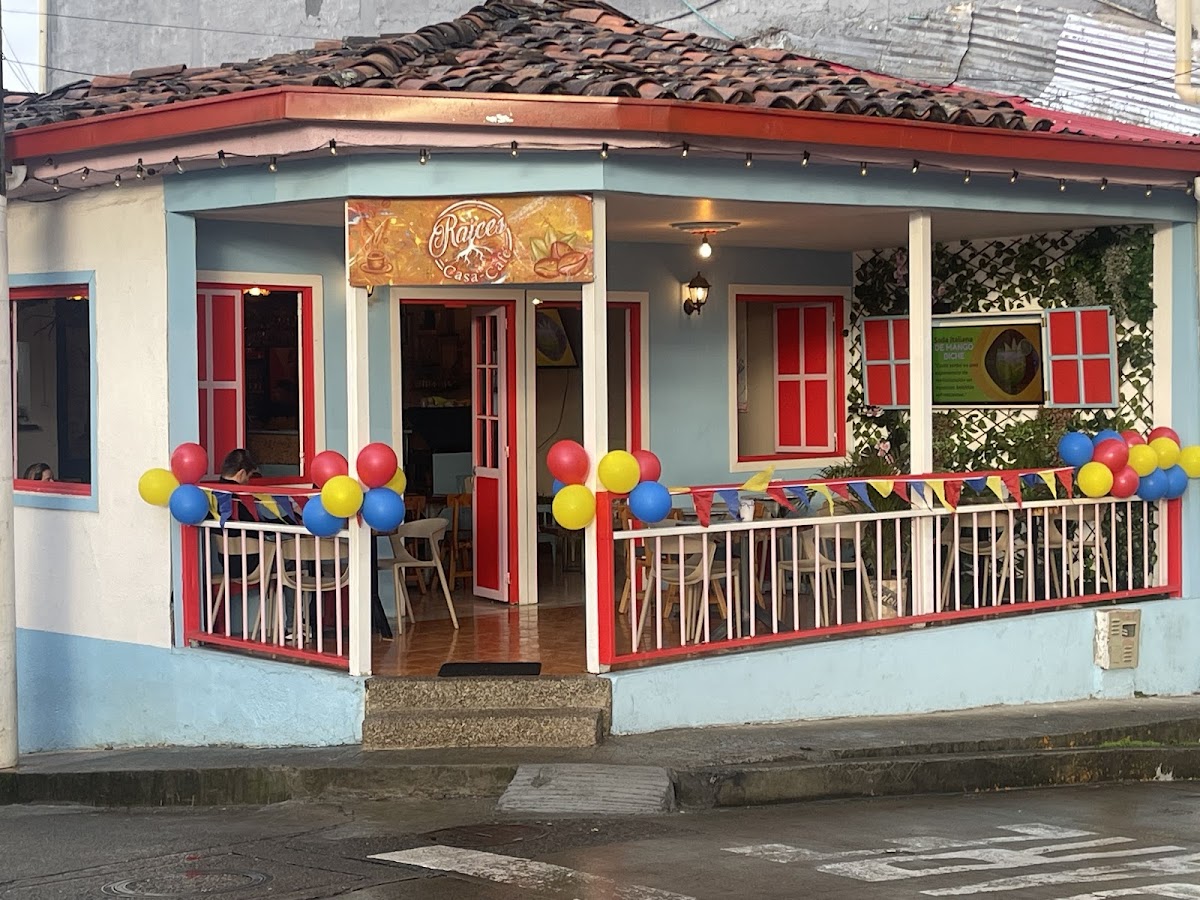 Raíces Casa Café
