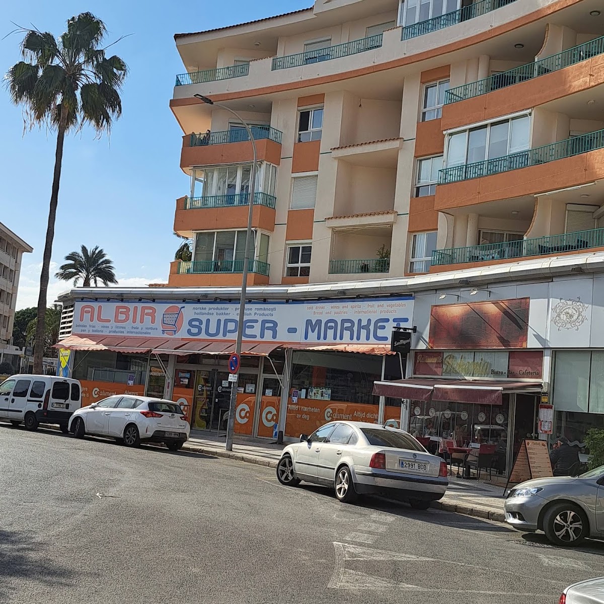Albir súper market