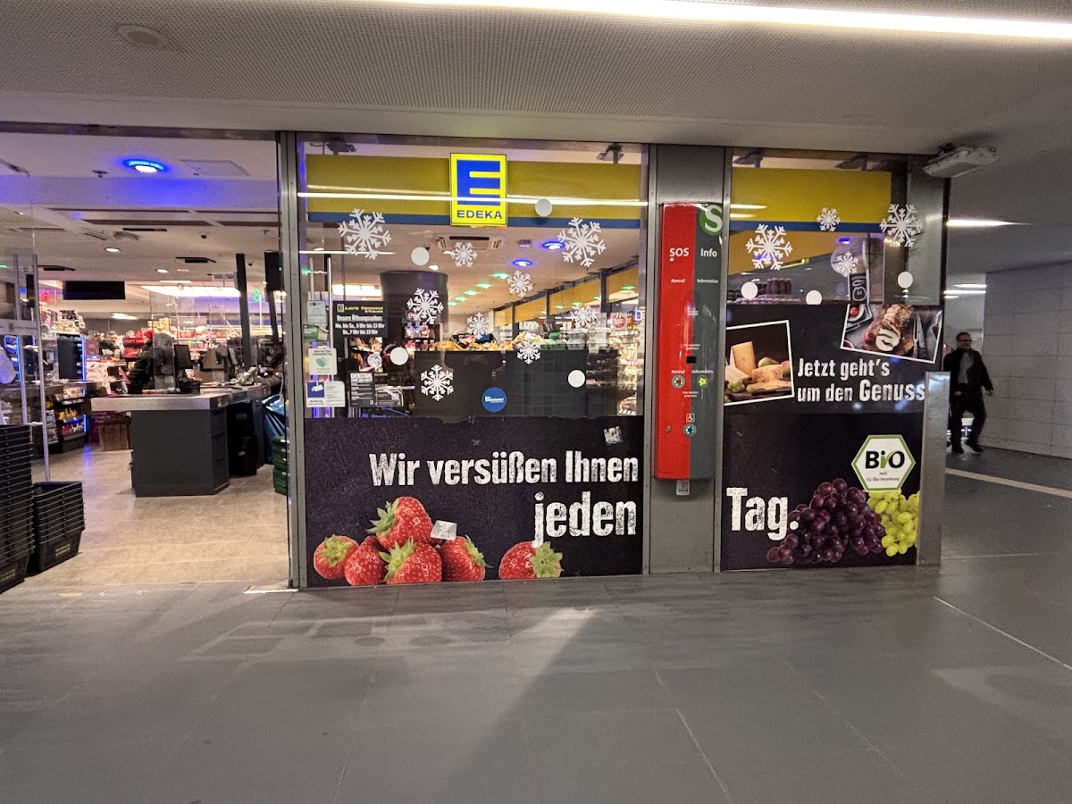 EDEKA Tamme Bahnhof Altona