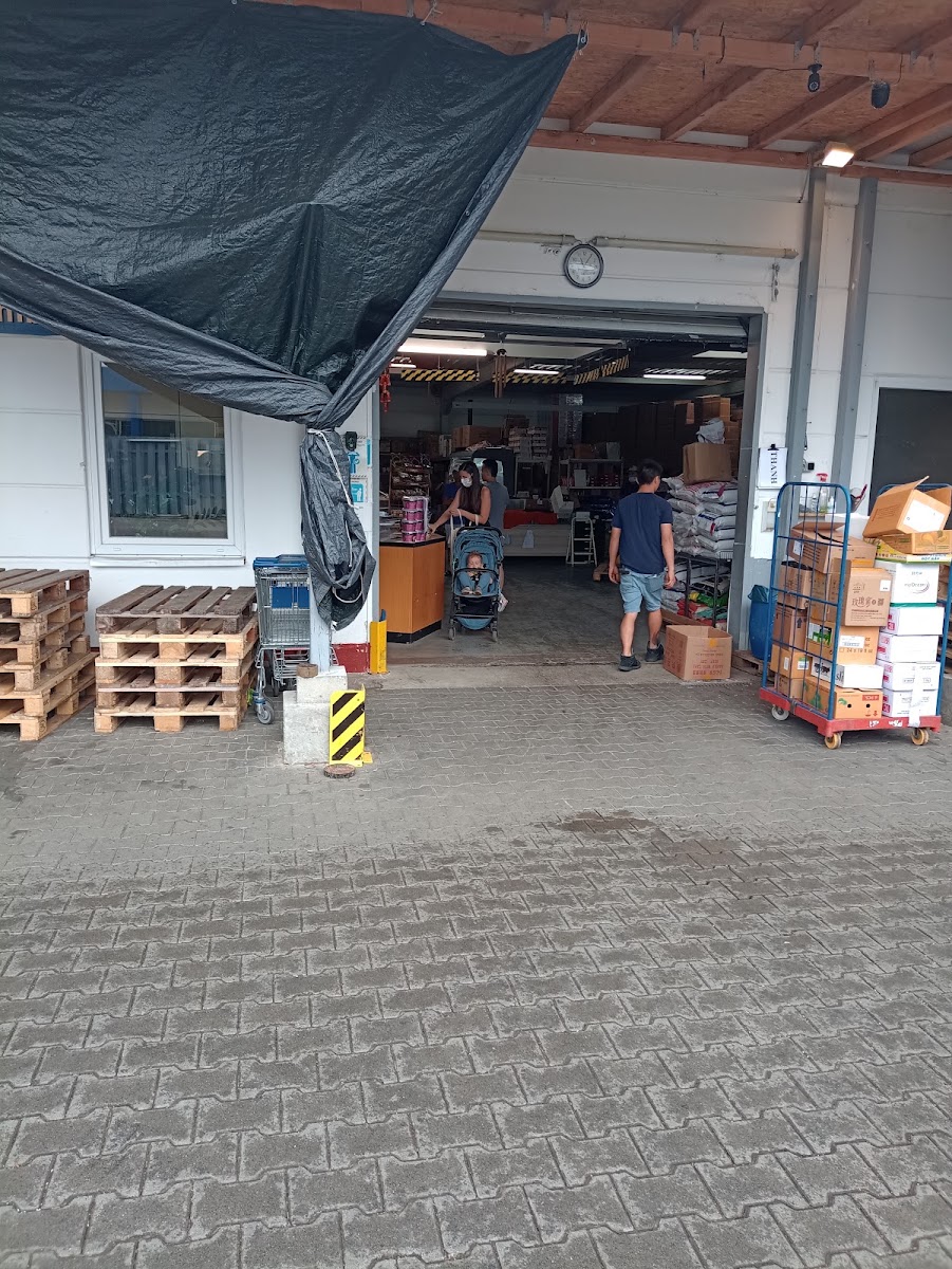 Nam Kinh Asia Food Groß- und Einzelhandel GmbH