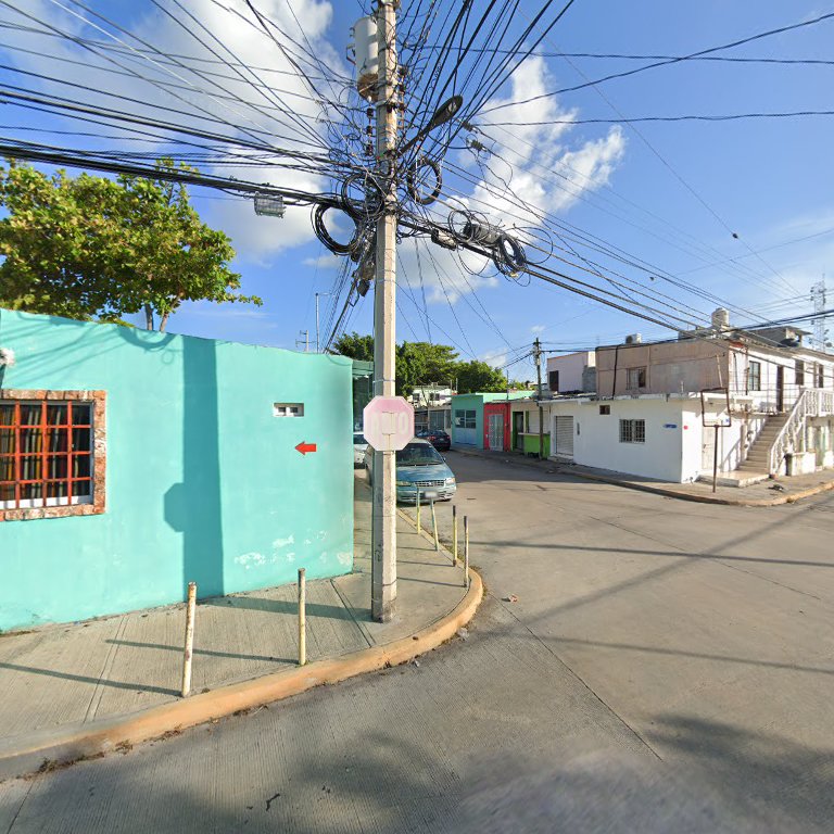 Fruteria Y Abarrotes La Lupita