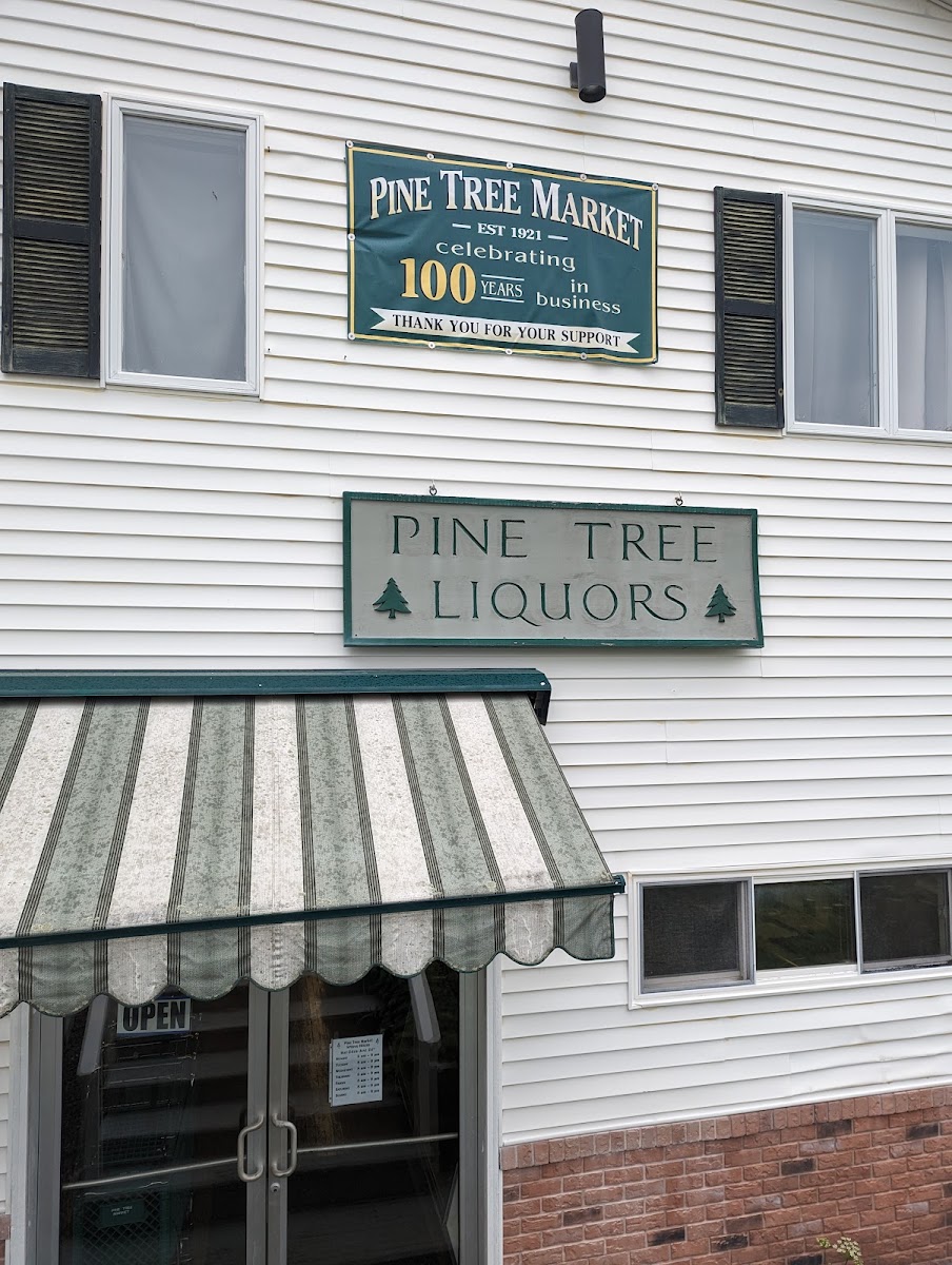 Pine Tree Market