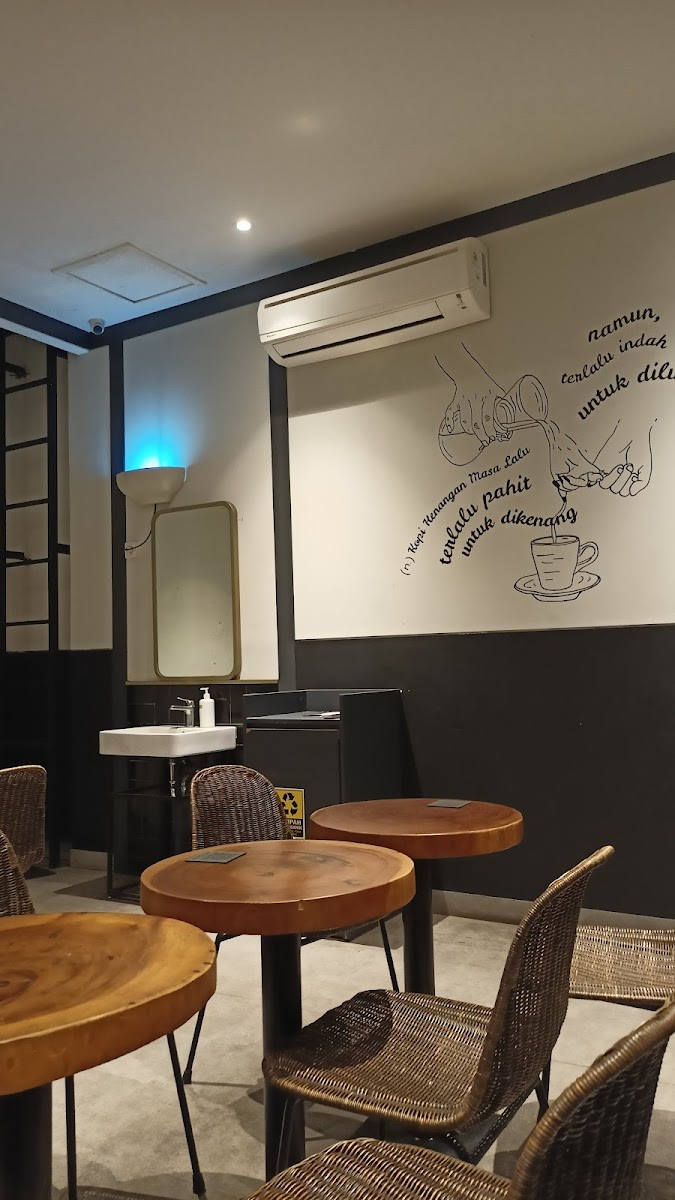 Kopi Kenangan - Ruko Karangasih Cikarang Utara