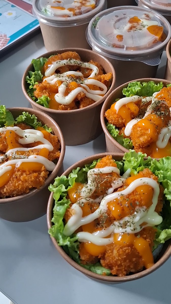 KEDAI JADOEL