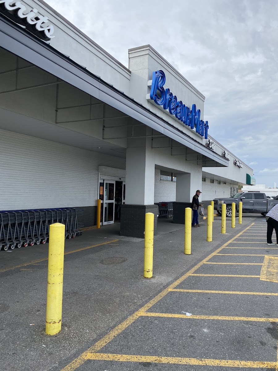 Breaux Mart Belle Chasse